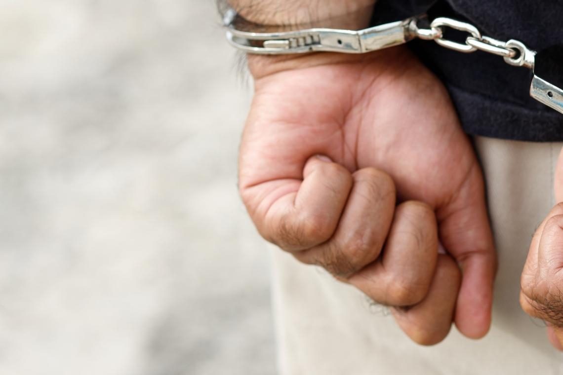 Policisti prijeli osumljenca tatvin, ropa in zlorab bančne kartice