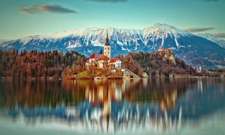 Na Bled se vračajo Blejski dnevi in lučke v jajčnih lupinah
