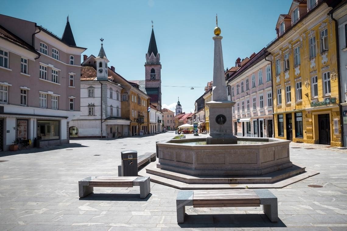 Zavodu za turizem in kulturo Kranj za poslovanje v letu 2020 mnenje s pridržkom