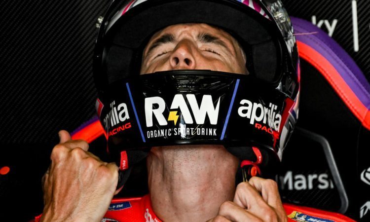Espargaro utrpel zlom pete