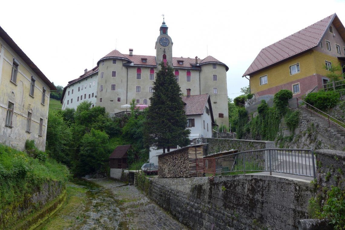 Idrijskega župana izzivata protikandidatka in podžupan