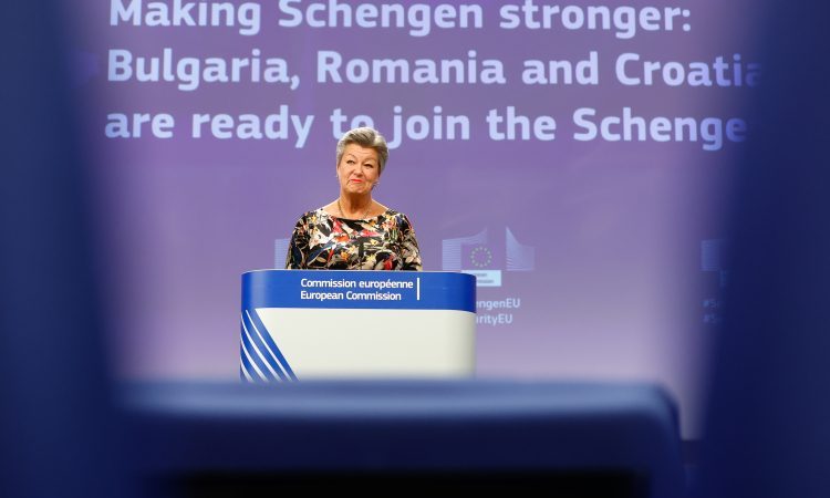 V četrtek predvidoma končna odločitev o vstopu Hrvaške v schengen