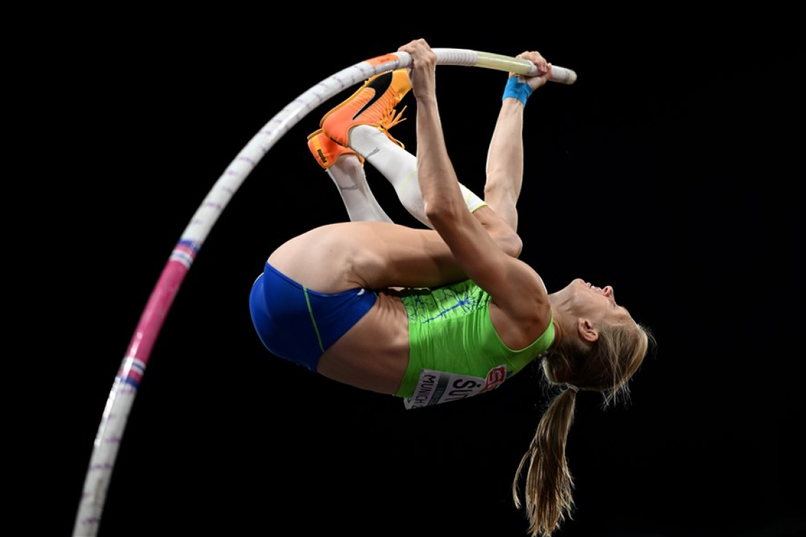 Tina Šutej v Ostravi s 4,82 m izboljšala slovenski rekord v skoku s palico
