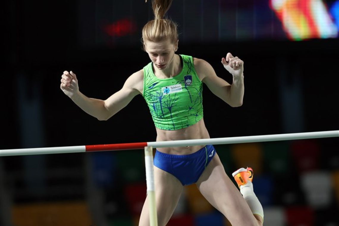Tina Šutej prepričljivo v finalu EP v Istanbulu, v zaključne boje tudi Filipič