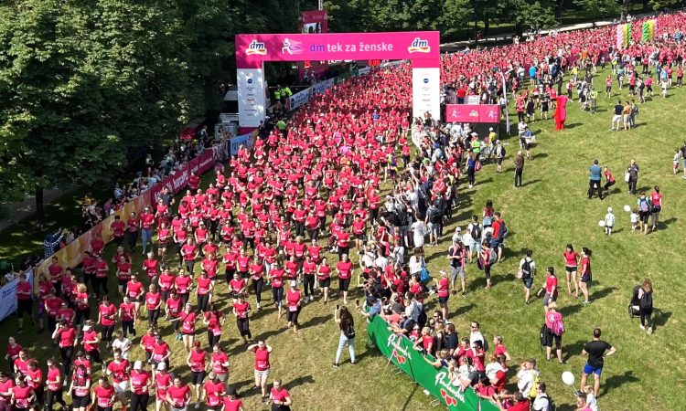 Na 17. dm-teku za ženske 10.000 udeležencev 