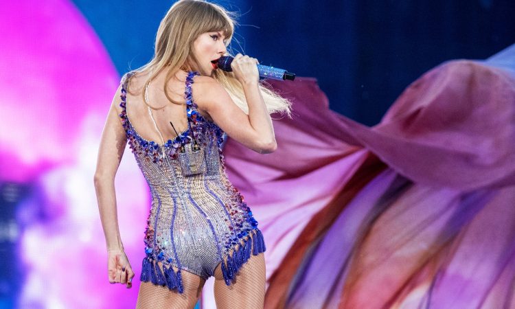 Taylor Swift z albumom Speak Now (Taylor's Version) podira rekorde