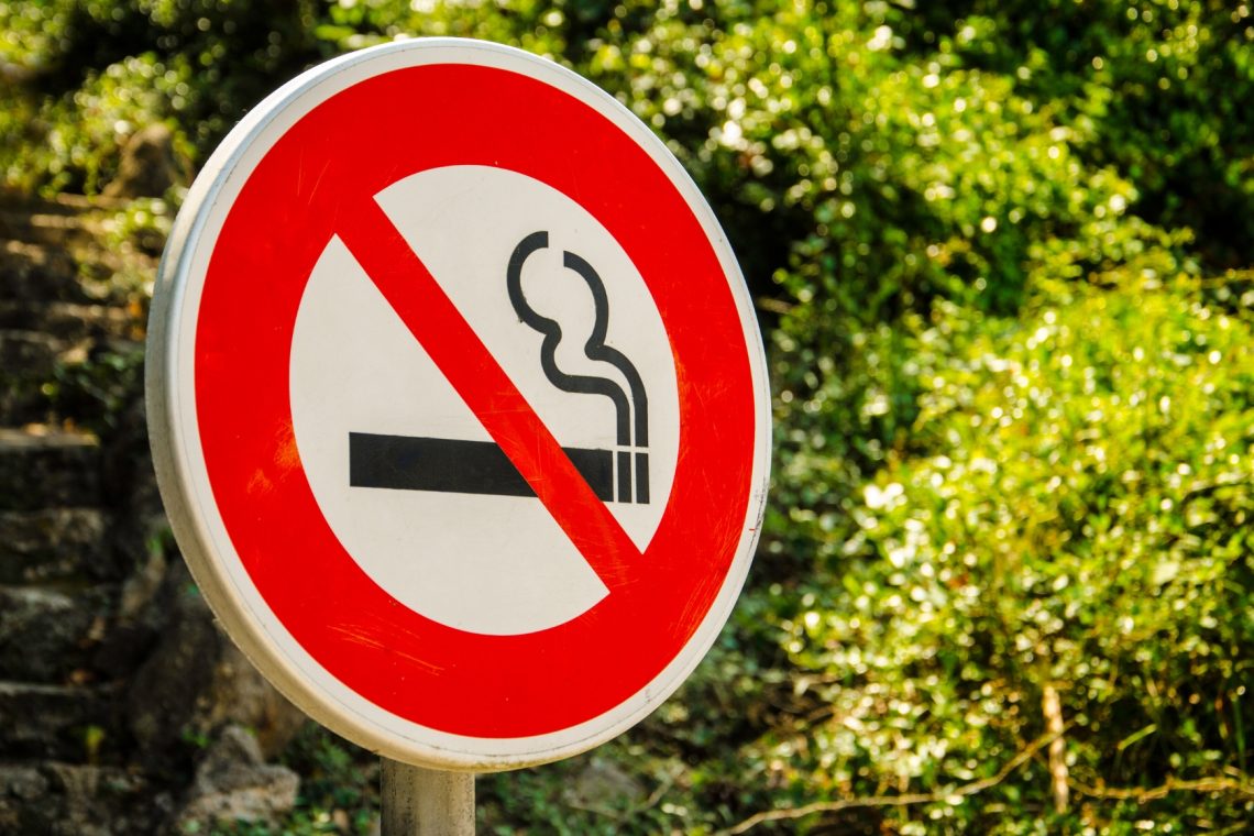 5. avgust: v Sloveniji stopi v veljavo protikadilski zakon