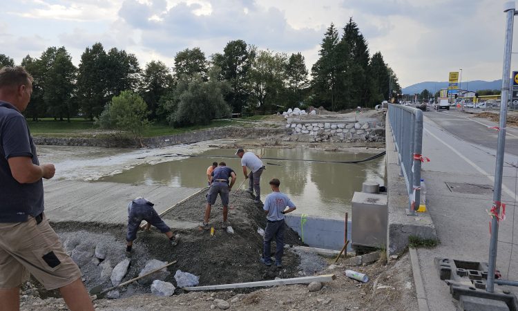 V občini Domžale na lokalni javni infrastrukturi za 700.000 evrov škode