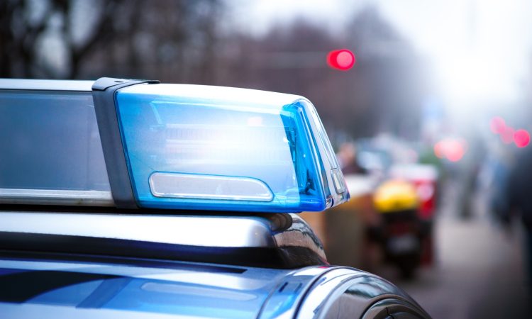 Policisti preiskujejo domnevno nasilno smrt moškega z območja Zgornjega Dupleka