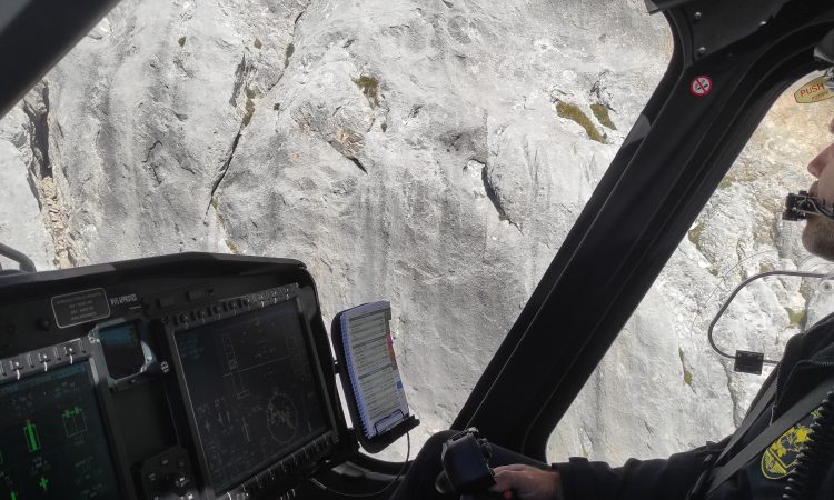 Helikopterski reševalni vikend se je včeraj končal šele pozno zvečer