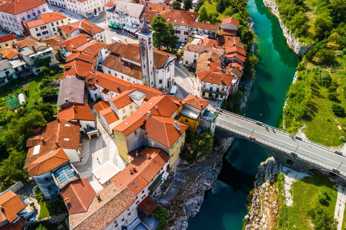 Imamo v Sloveniji res preveč občin?