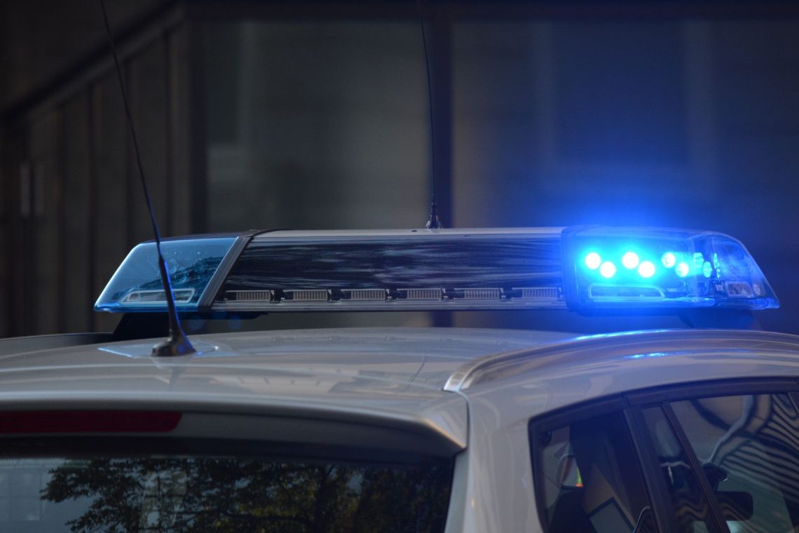 Spravil se je nad policiste
