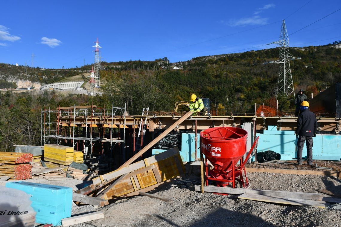 Gradnja Vstopne točke Kraški rob napreduje s polno paro