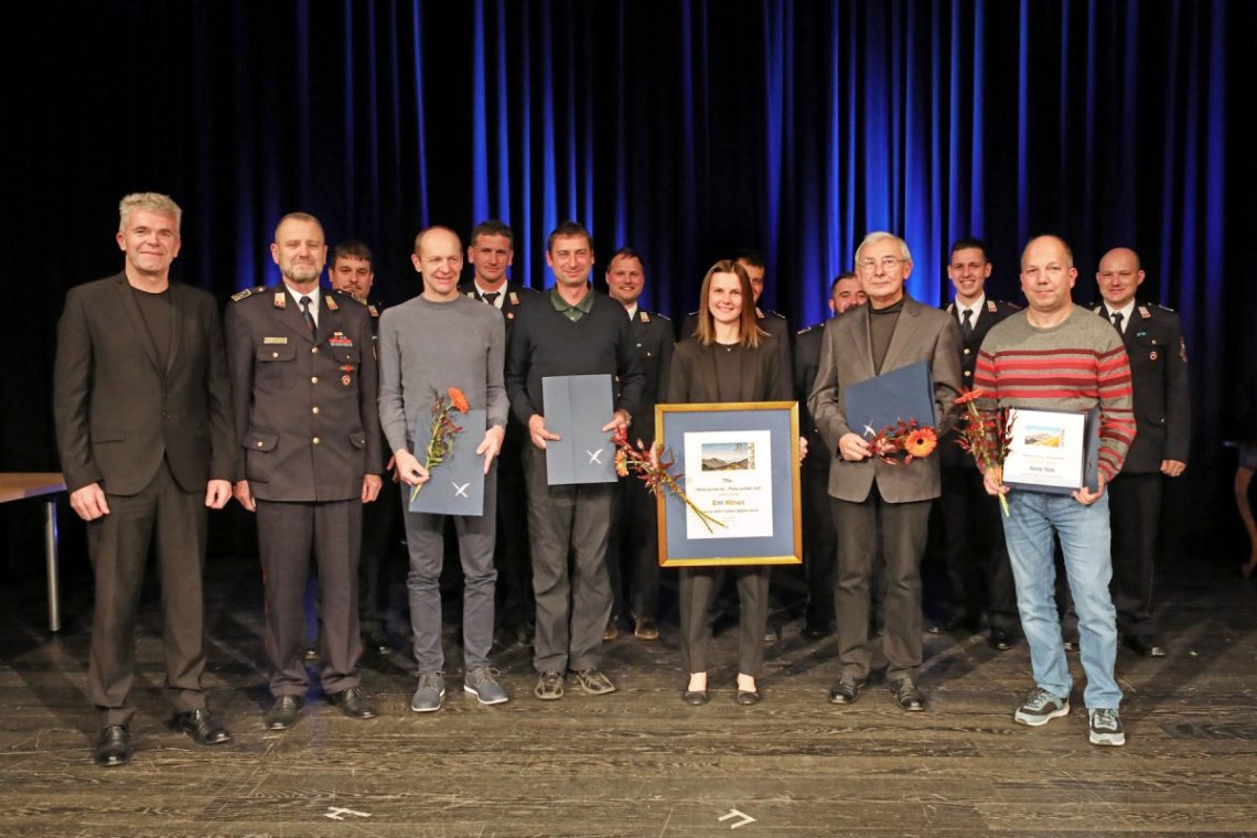 Na slavnostni akademiji ob občinskem prazniku šest nagrajencev, med njimi prva častna občanka