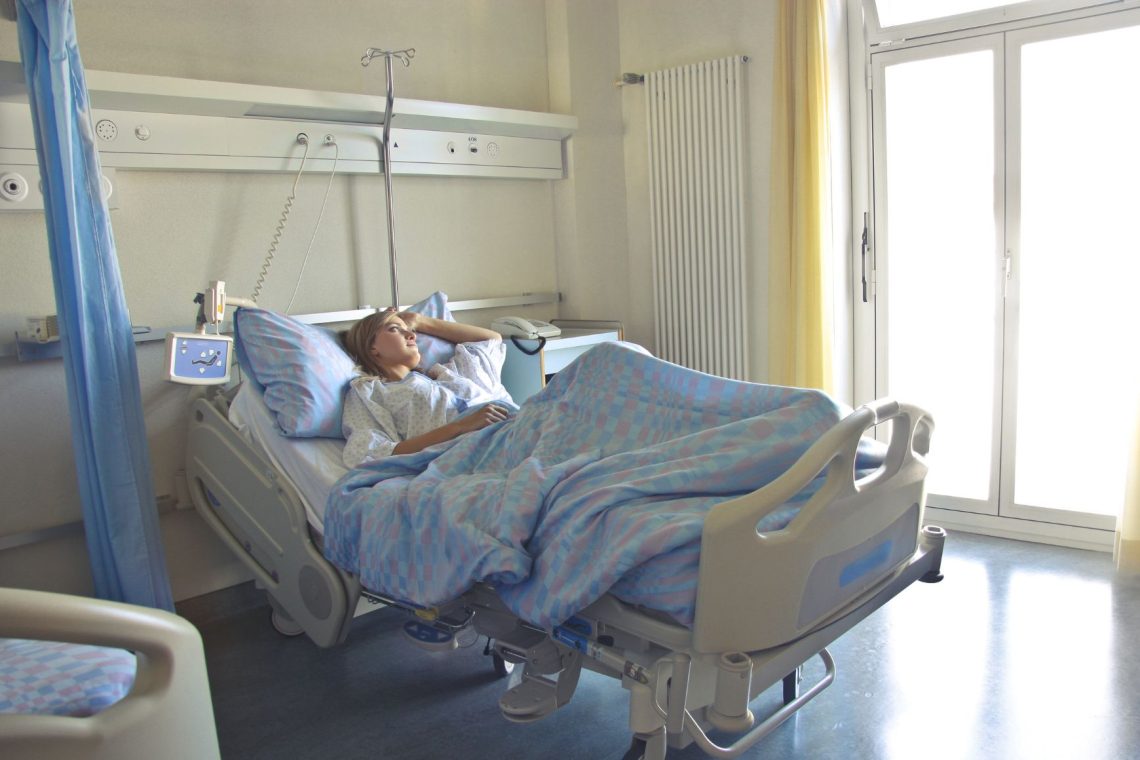 Omejitev obiskov na ginekološko-porodniškem oddelku Splošne bolnišnice Celje