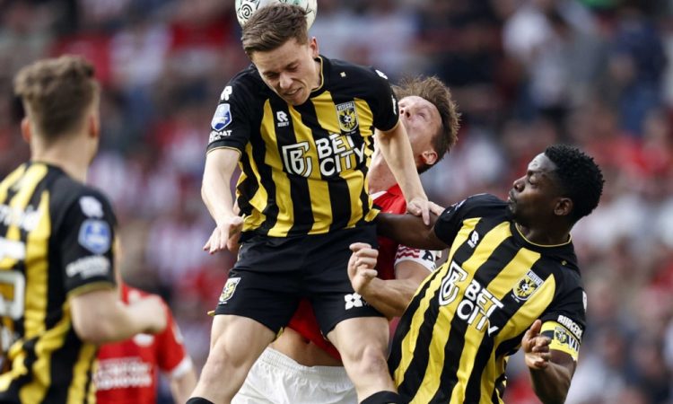 Vitesse Arnhem ob 18 točk in prvo ligo