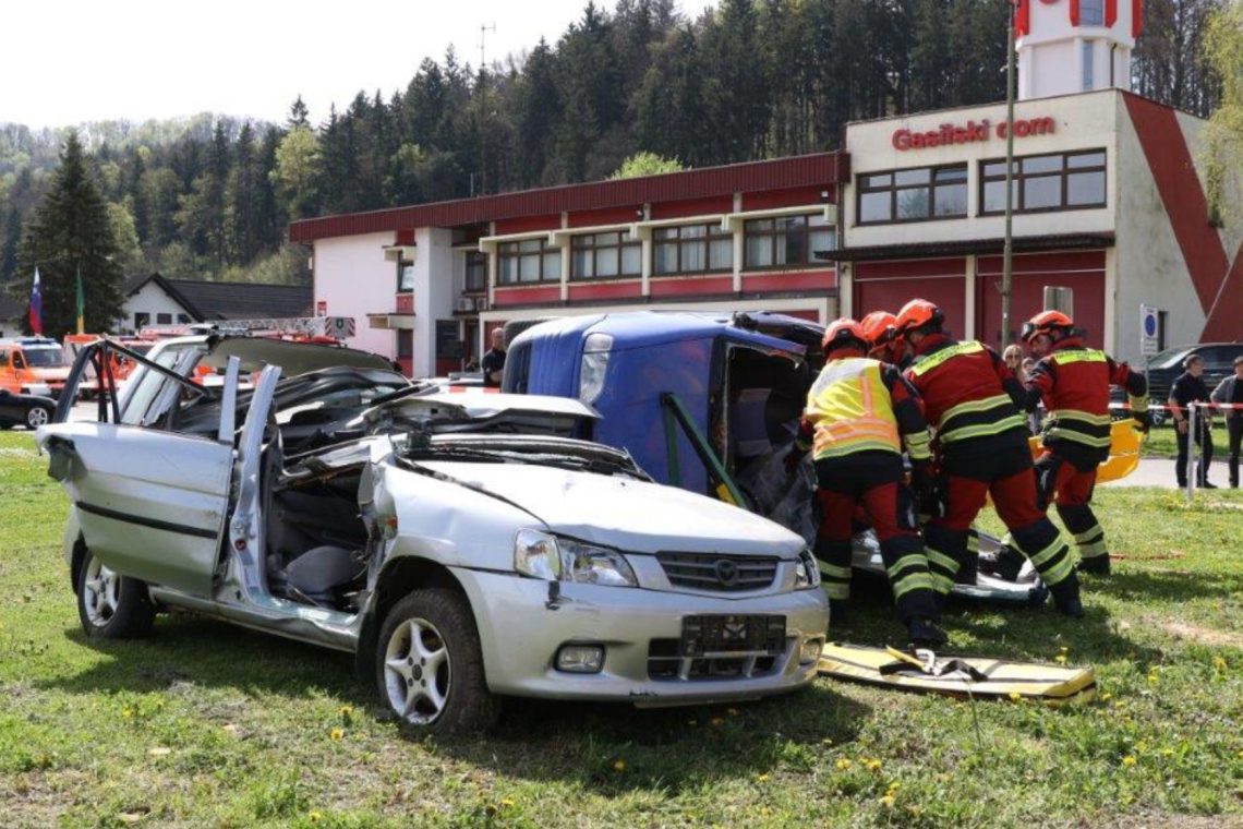 S projektno dokumentacijo do novega Centra za zaščito in reševanje
