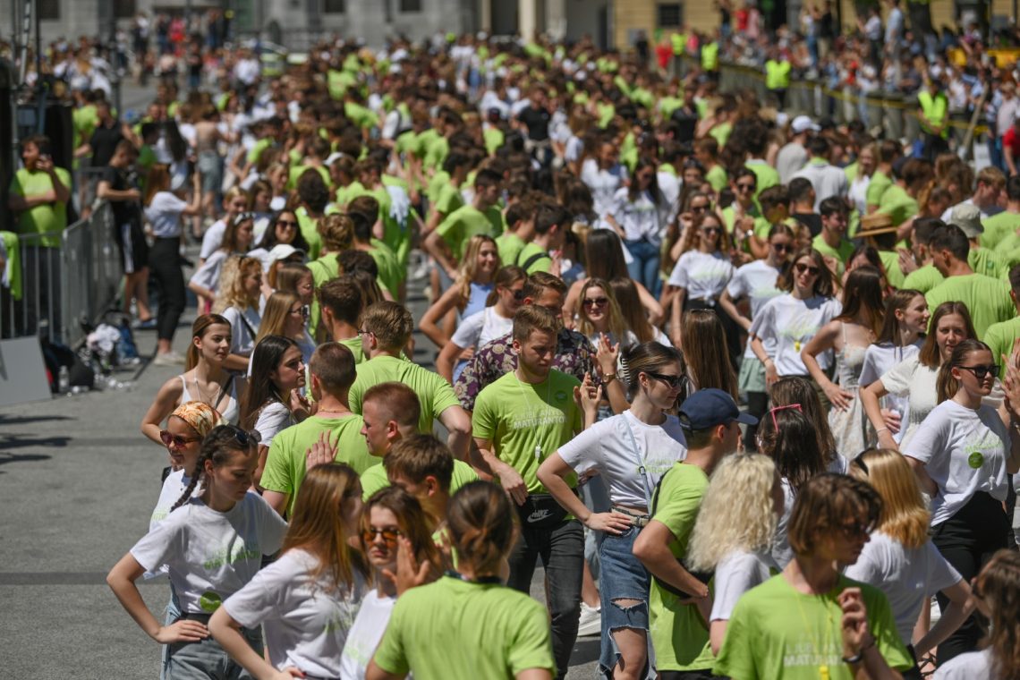 Tudi letos bodo maturanti na ulicah zaplesali četvorko