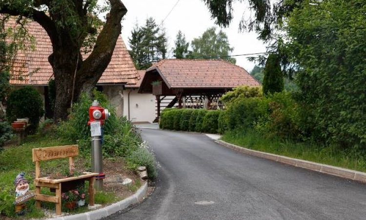 Obnovili so vodovod na Tujem Grmu