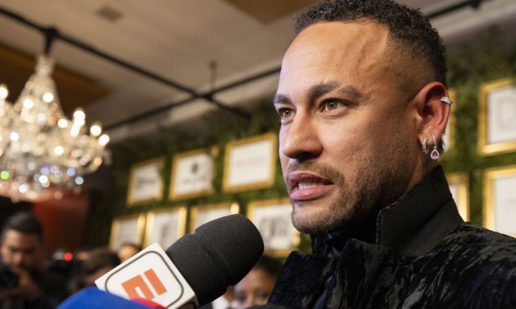Neymar še ni okreval po poškodbi kolena