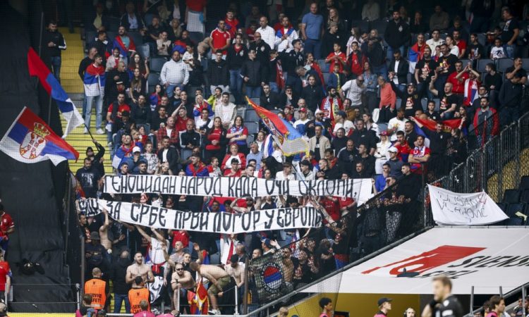 Uefa odprla preiskavo proti Srbiji zaradi provokativnih sporočil