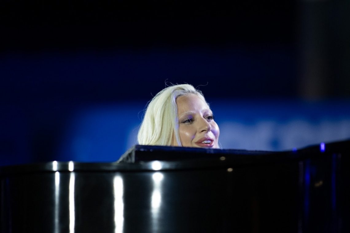 Lady Gaga za marec napovedala izid albuma Mayhem