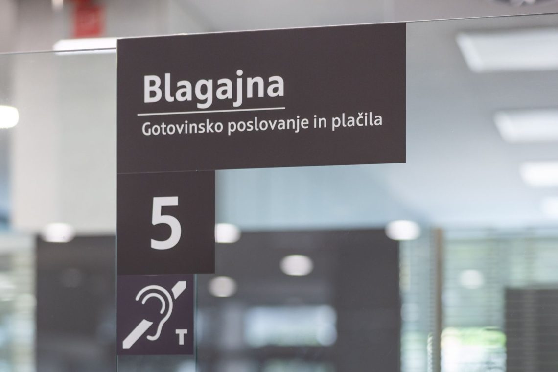 OTP banka s številnimi ukrepi izboljšala dostopnost za osebe z invalidnostjo