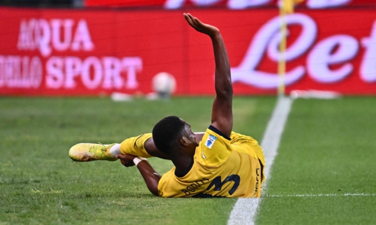 Ange-Yoan Bonny iz Parme v Inter Milano