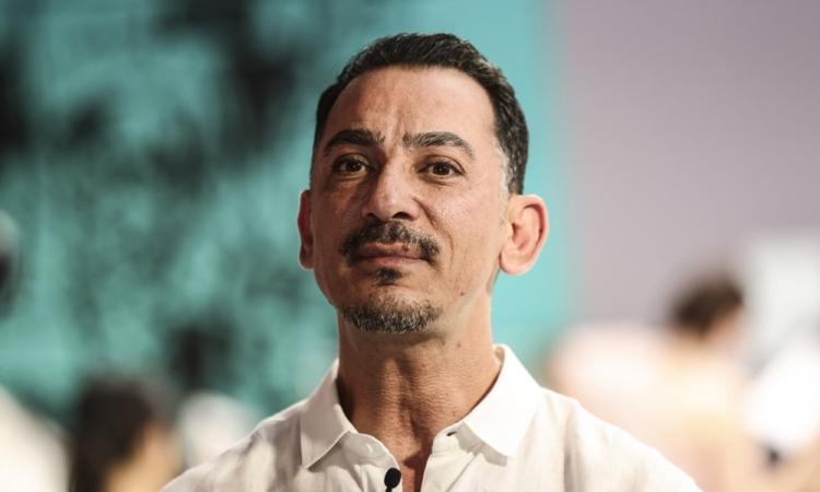 Rami al Ali kot prvi sirski oblikovalec v uradnem programu pariškega tedna mode