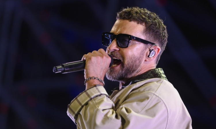 Justin Timberlake razkril, da je turnejo zaključil kljub boju z lymsko boreliozo