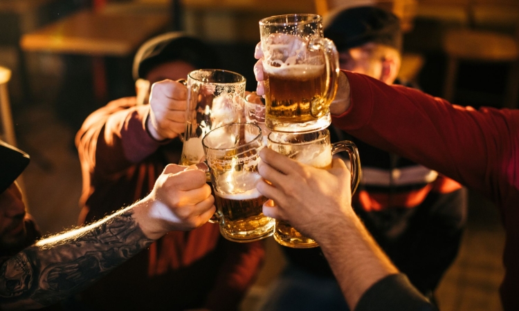 V Sloveniji obeležujemo mednarodni dan piva s poudarkom na trendih in izzivih panoge