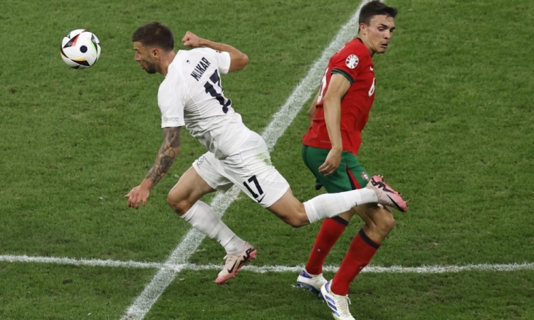 Slovenska nogometna reprezentanca z nekaj spremembami začela priprave na uvod kvalifikacij za SP