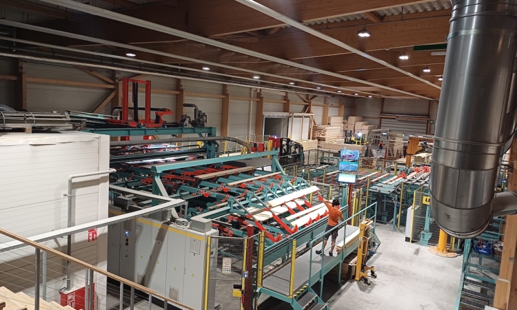 Ledinek zaključuje pomemben projekt za estonsko lesno industrijo