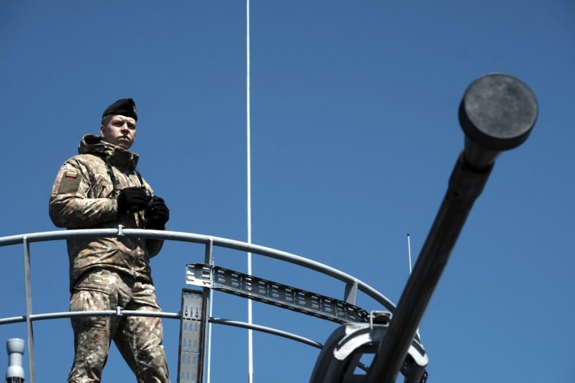 Ruska letala kršila estonski zračni prostor, Tallinn zahteva nujna posvetovanja Nata