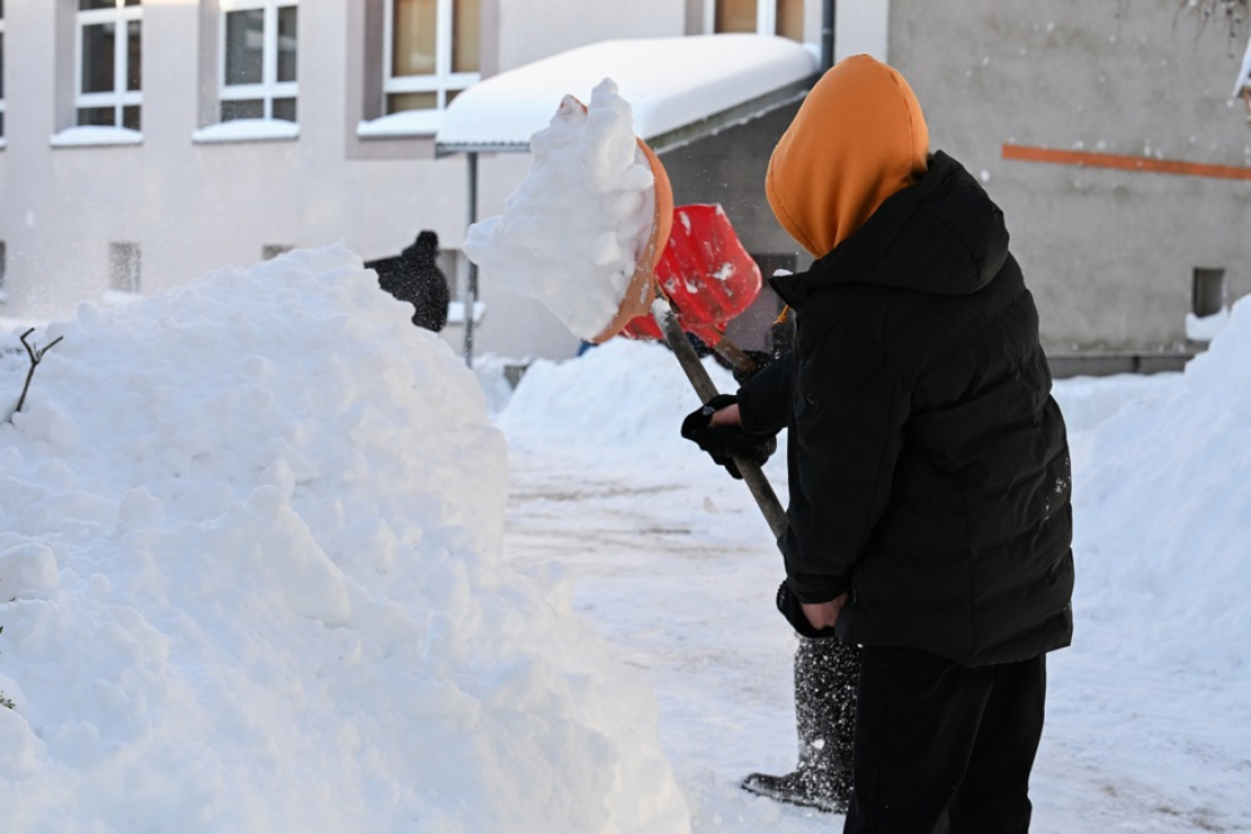 Snow paralyses the western Balkans, traffic halted in many areas