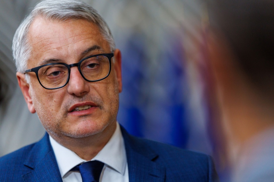 Rutte: O Grenlandiji s Trumpom nisva govorila