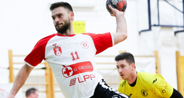 Slovan in Trimo zmagala pred začetkom končnice za prvaka