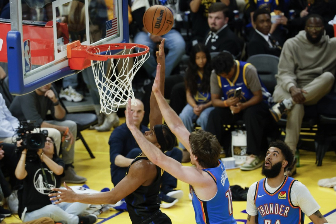 Oklahoma do nove zmage, Gilgeous-Alexander ohranil niz