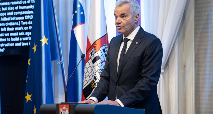Arsenovič zavrača očitke o nepravilnostih pri prodaji zemljišč
